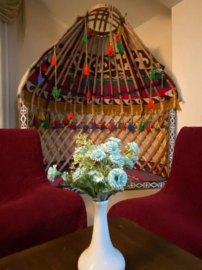 King House Hotel 비슈케크 외부 사진