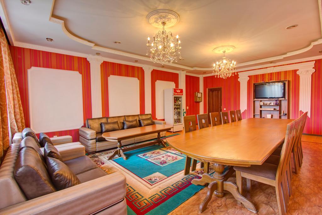 King House Hotel 비슈케크 외부 사진