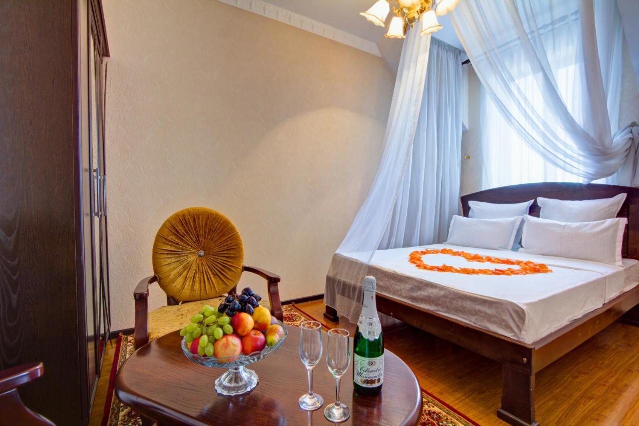 King House Hotel 비슈케크 외부 사진