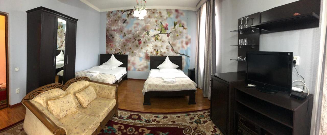King House Hotel 비슈케크 외부 사진