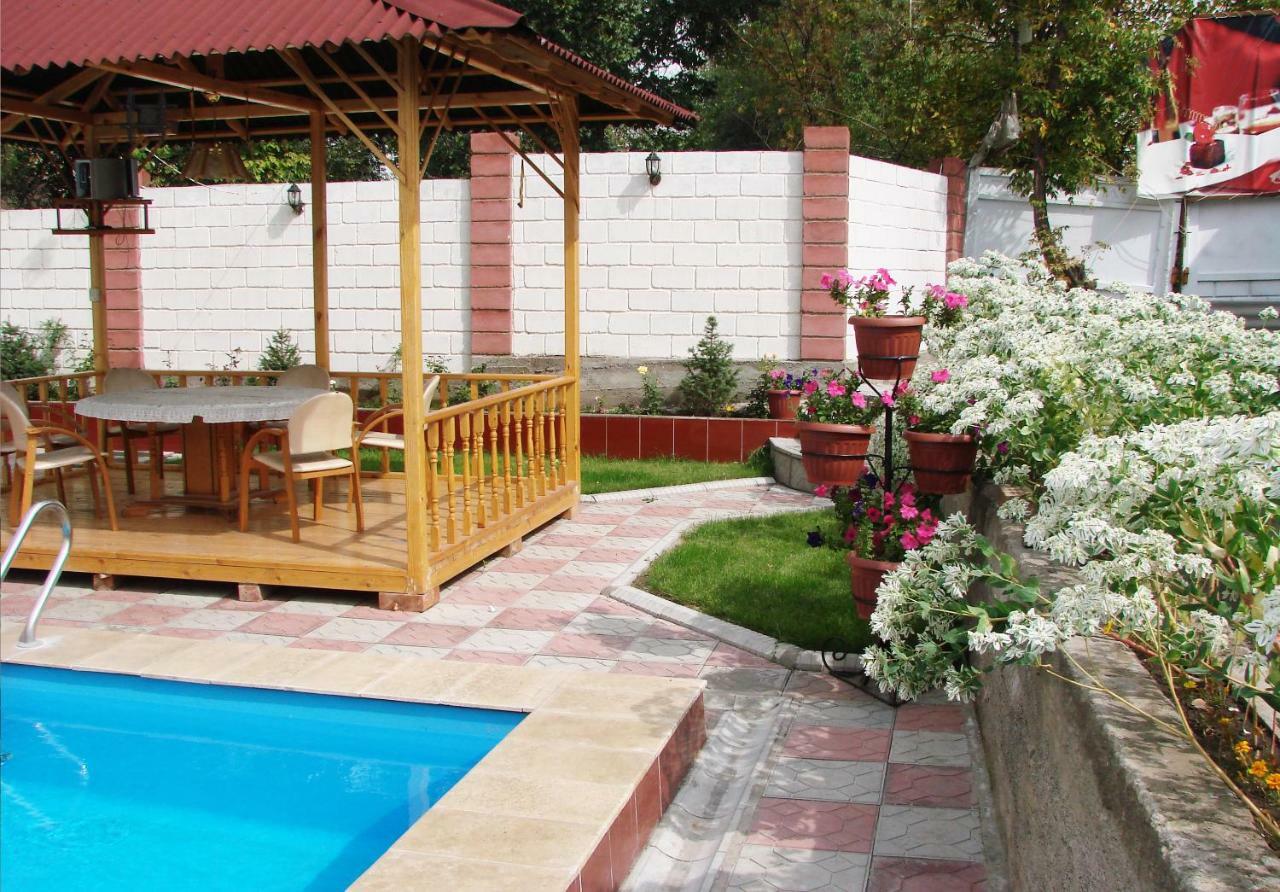 King House Hotel 비슈케크 외부 사진